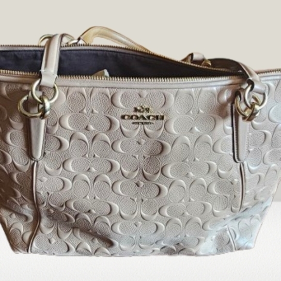 Coach Nude Embossed Signature Print Women's Bag & Wallet - Picture 1 of 11